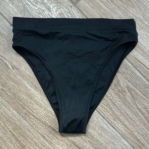 Tan Lines Como bottom